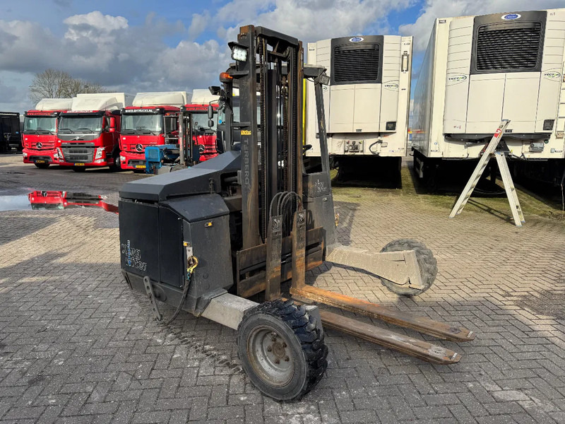 Terberg TKL-MC-3X3 TKL-MC-3X3 - 2000KG 3,2 LIFTING HEIGHT - Meeneemheftruck: afbeelding 3 Terberg TKL-MC-3X3 TKL-MC-3X3 - 2000KG 3,2 LIFTING HEIGHT - Meeneemheftruck: afbeelding 3