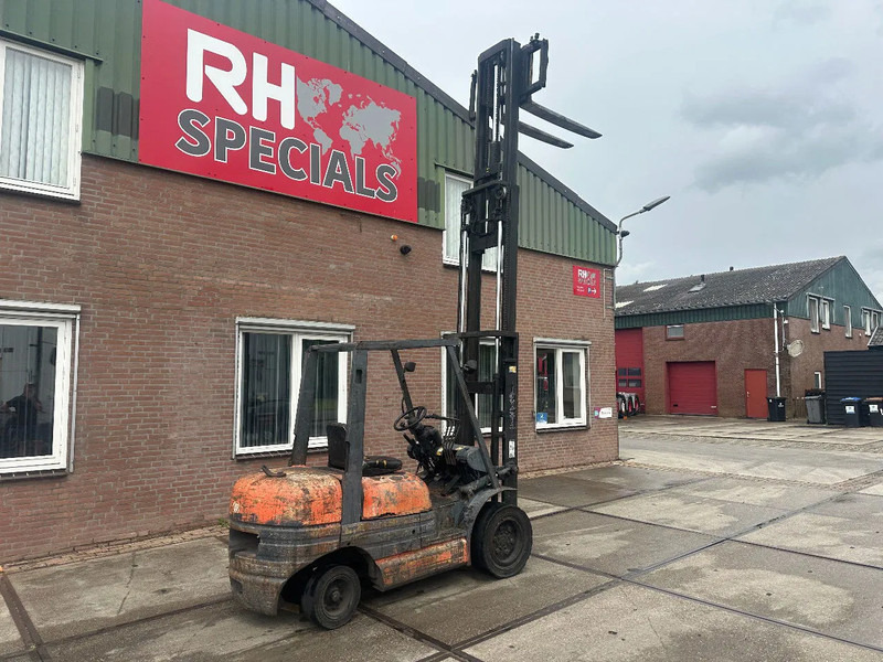 Toyota 6FDF 30 3 TO - Heftruck: afbeelding 2 Toyota 6FDF 30 3 TO - Heftruck: afbeelding 2