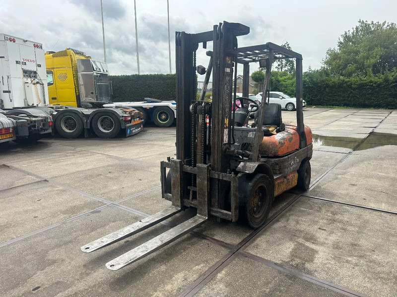 Toyota 6FDF 30 3 TO - Heftruck: afbeelding 3 Toyota 6FDF 30 3 TO - Heftruck: afbeelding 3
