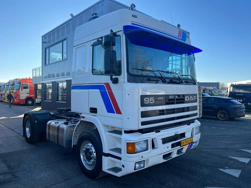 DAF 95.400 4X2 RESTORED/RESTAURIERT/GERESTAUREERD - Trekker: afbeelding 1 DAF 95.400 4X2 RESTORED/RESTAURIERT/GERESTAUREERD - Trekker: afbeelding 1
