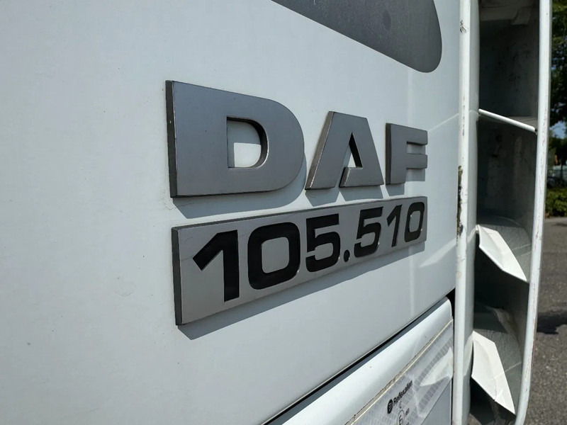 DAF XF 105.510 4X2 SKIRTS ADR RETARDER STANDKLIMA - Trekker: afbeelding 5 DAF XF 105.510 4X2 SKIRTS ADR RETARDER STANDKLIMA - Trekker: afbeelding 5