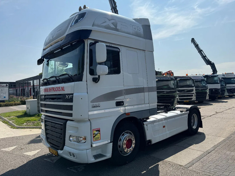 DAF XF 105.510 4X2 SKIRTS ADR RETARDER STANDKLIMA - Trekker: afbeelding 1 DAF XF 105.510 4X2 SKIRTS ADR RETARDER STANDKLIMA - Trekker: afbeelding 1