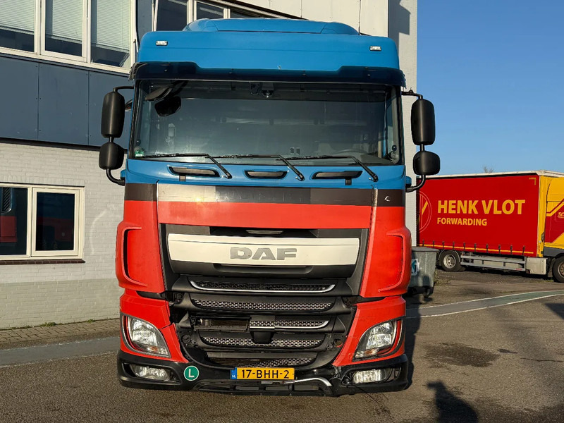 DAF XF 440 4X2 EURO 6 MEGA - ONLY 706.274 KM - Trekker: afbeelding 2 DAF XF 440 4X2 EURO 6 MEGA - ONLY 706.274 KM - Trekker: afbeelding 2