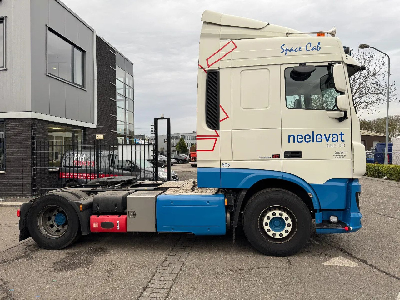 DAF XF 440 4X2 EURO 6 SPACE CAB FRIDGE AIRCO - Trekker: afbeelding 4 DAF XF 440 4X2 EURO 6 SPACE CAB FRIDGE AIRCO - Trekker: afbeelding 4