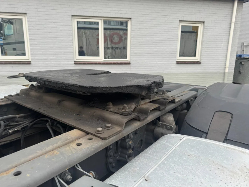 Leasing DAF XF 460 4X2 EURO 6 SKIRTS SPOILERS DOUBLE TANK DAF XF 460 4X2 EURO 6 SKIRTS SPOILERS DOUBLE TANK: afbeelding 8