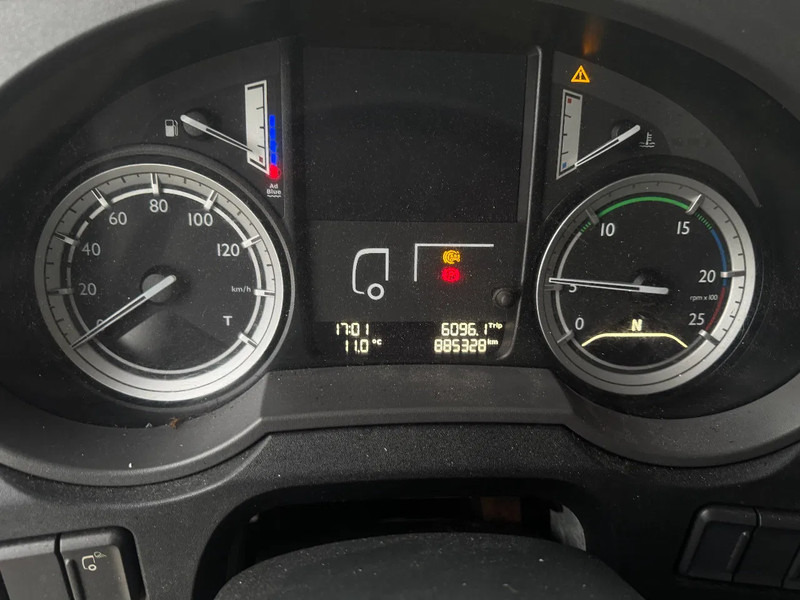 Leasing DAF XF 460 4X2 EURO 6 SKIRTS SPOILERS DOUBLE TANK DAF XF 460 4X2 EURO 6 SKIRTS SPOILERS DOUBLE TANK: afbeelding 13