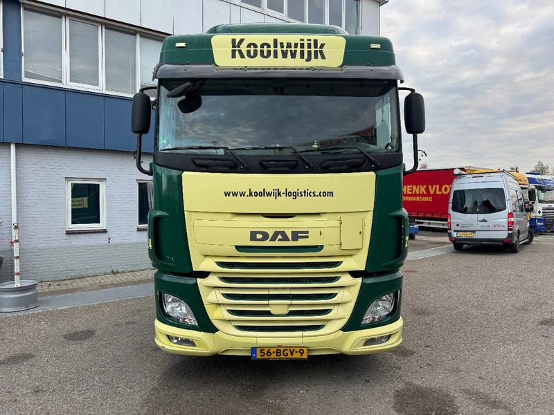 DAF XF 460 4X2 EURO 6 SKIRTS SPOILERS HOLLAND TRUCK - Trekker: afbeelding 2 DAF XF 460 4X2 EURO 6 SKIRTS SPOILERS HOLLAND TRUCK - Trekker: afbeelding 2
