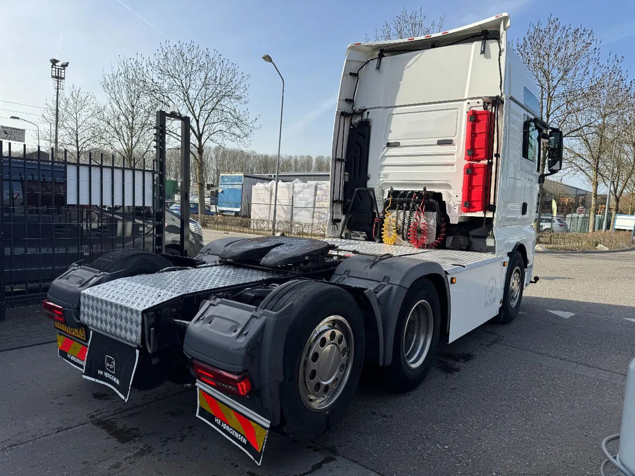 MAN TGX 26.500 6X2 - EURO 6 + LIFTING AXLE - Trekker: afbeelding 4 MAN TGX 26.500 6X2 - EURO 6 + LIFTING AXLE - Trekker: afbeelding 4