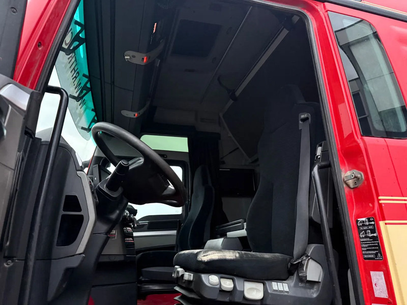 Trekker MAN TGX 41.540 8X4 180 TON + RETARDER + HYDRAULICS PTO: afbeelding 14 Trekker MAN TGX 41.540 8X4 180 TON + RETARDER + HYDRAULICS PTO: afbeelding 14