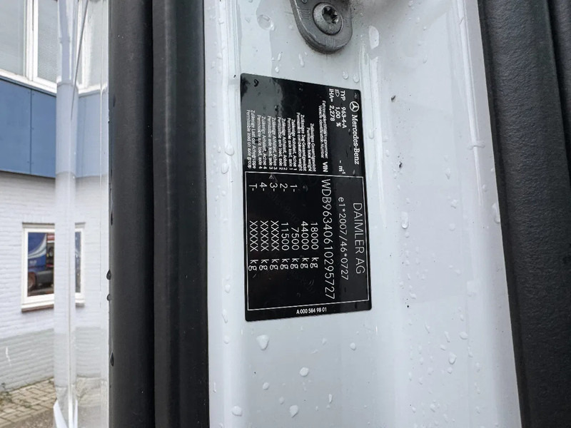 Trekker Mercedes-Benz Actros 1842 4X2 EURO 6 MEGA DOUBLE TANK: afbeelding 15