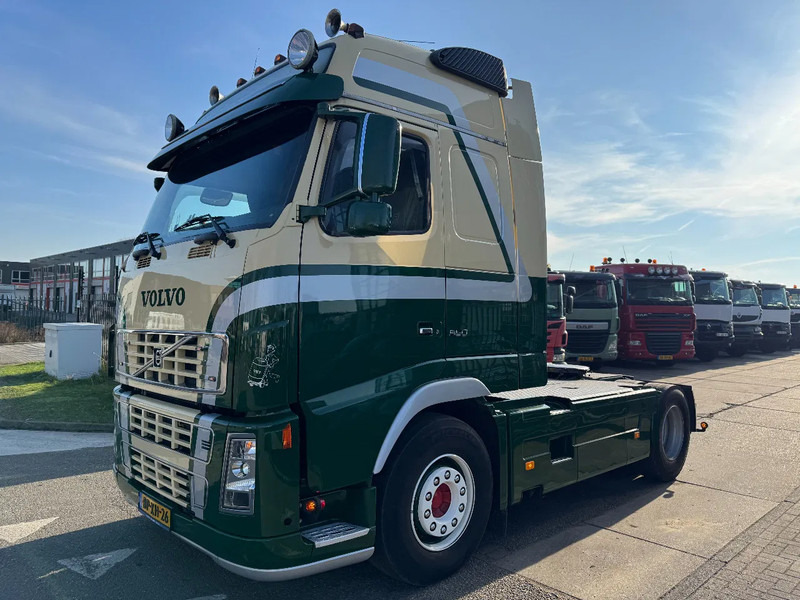 Volvo FH 16.550 4X2 - EURO 3 + FULL SPOILER + MANUAL GEAR - Trekker: afbeelding 1 Volvo FH 16.550 4X2 - EURO 3 + FULL SPOILER + MANUAL GEAR - Trekker: afbeelding 1