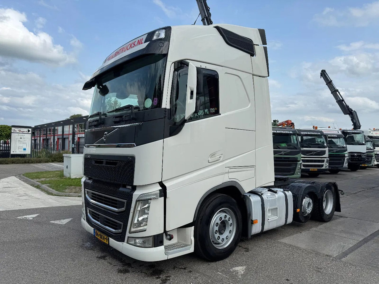 Volvo FH 460 6X2 - EURO 6 + KIPPER HYDR. + LIFTING AXL - Trekker: afbeelding 1 Volvo FH 460 6X2 - EURO 6 + KIPPER HYDR. + LIFTING AXL - Trekker: afbeelding 1