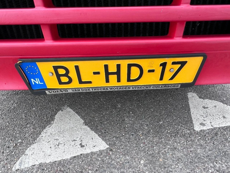 Volvo NH 12.460 4X2 - *MARGE* - EURO 2 - Trekker: afbeelding 4 Volvo NH 12.460 4X2 - *MARGE* - EURO 2 - Trekker: afbeelding 4