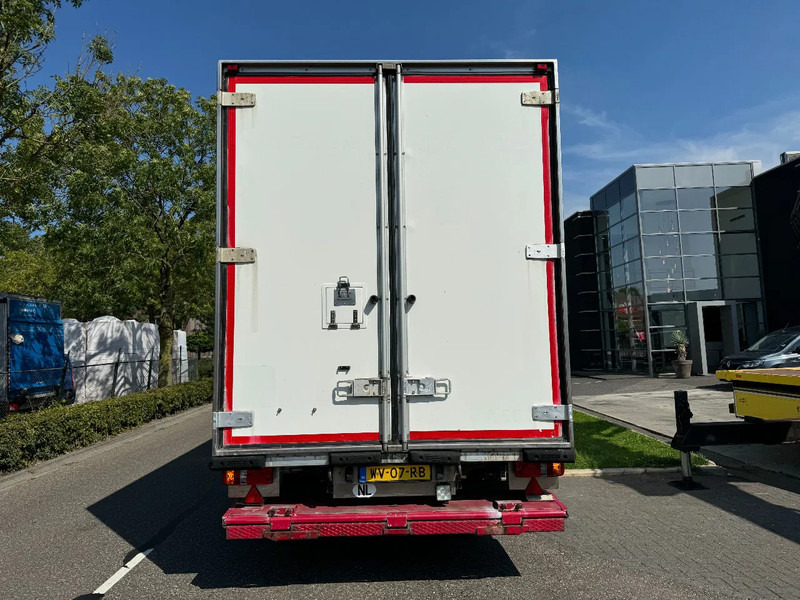 Volvo FH 12.420 4X2 EURO 3+ BURG HANGER + THERMO KING + DHOLLANDIA LIFT - Koelwagen vrachtwagen: afbeelding 5 Volvo FH 12.420 4X2 EURO 3+ BURG HANGER + THERMO KING + DHOLLANDIA LIFT - Koelwagen vrachtwagen: afbeelding 5