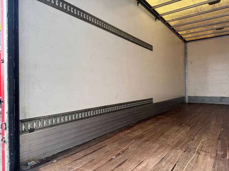 Bakwagen Volvo FL 12.240 4X2 EURO 5 CLOSED BOX TÜV TILL 12-2026: afbeelding 11 Bakwagen Volvo FL 12.240 4X2 EURO 5 CLOSED BOX TÜV TILL 12-2026: afbeelding 11