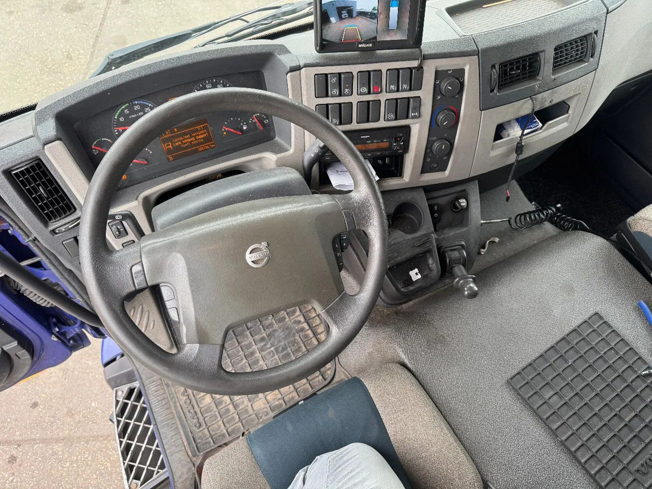 Bakwagen Volvo FL 250 4X2 3 UNITS CARGO LOCK + DHOLLANDIA LIFT: afbeelding 12