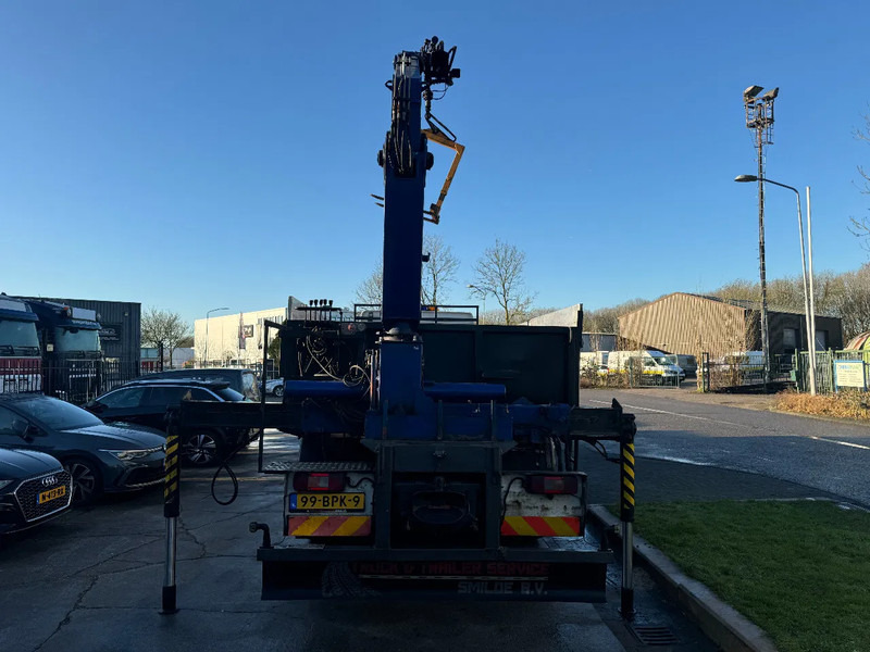 Volvo FM 340 6X2 EFFER 140 2S EURO 3 - Vrachtwagen met open laadbak, Kraanwagen: afbeelding 5 Volvo FM 340 6X2 EFFER 140 2S EURO 3 - Vrachtwagen met open laadbak, Kraanwagen: afbeelding 5