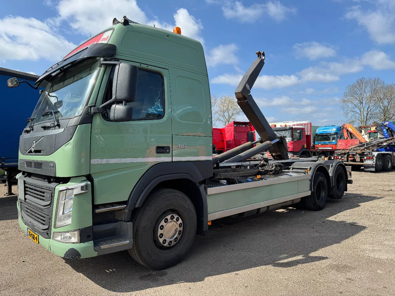 Volvo FM 410 6X2 EURO 6 VDL 20 T HOOK LIFTING AXLE - Haakarmsysteem vrachtwagen: afbeelding 1 Volvo FM 410 6X2 EURO 6 VDL 20 T HOOK LIFTING AXLE - Haakarmsysteem vrachtwagen: afbeelding 1