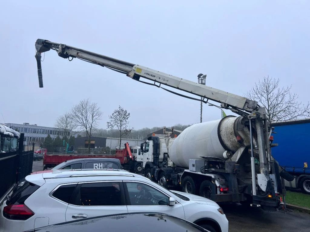 Volvo FM 410 8X4 MIXER 9m3 + LIEBHERR CONVEYOR BELT - Betonmixer: afbeelding 4 Volvo FM 410 8X4 MIXER 9m3 + LIEBHERR CONVEYOR BELT - Betonmixer: afbeelding 4