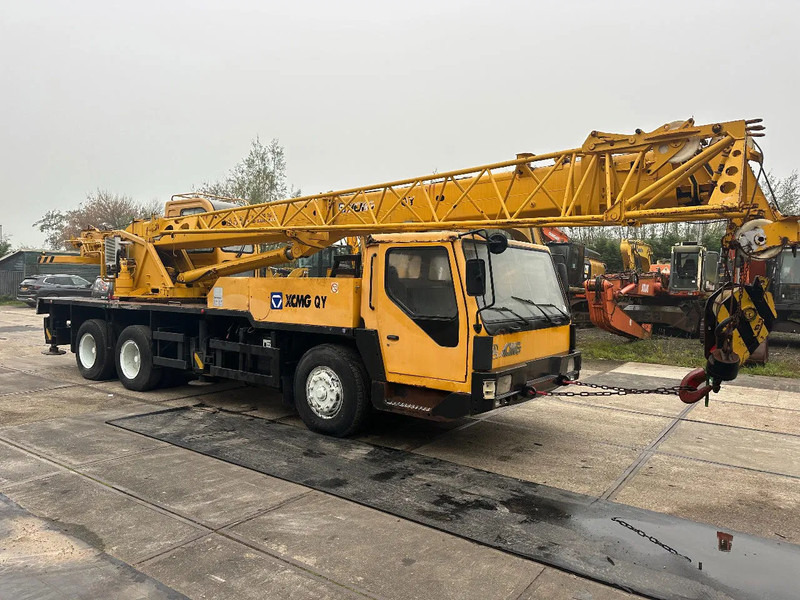 XCMG QY20B.5 6X6 FULL STEEL - Mobiele kraan: afbeelding 4 XCMG QY20B.5 6X6 FULL STEEL - Mobiele kraan: afbeelding 4