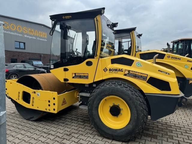 Bomag BW 177 D-5 - Schapenpootwals/ Grondverdichter: afbeelding 2 Bomag BW 177 D-5 - Schapenpootwals/ Grondverdichter: afbeelding 2