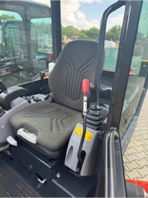 Kubota KX 018-4 - Minigraafmachine: afbeelding 5 Kubota KX 018-4 - Minigraafmachine: afbeelding 5