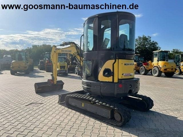 NEW HOLLAND E 29 B SR - Minigraafmachine: afbeelding 3 NEW HOLLAND E 29 B SR - Minigraafmachine: afbeelding 3