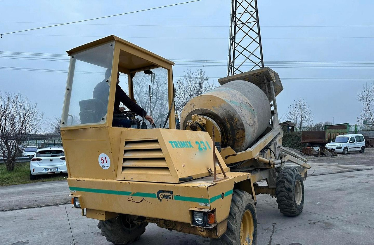 Autocaricante Comet - Betonmixer: afbeelding 1 Autocaricante Comet - Betonmixer: afbeelding 1