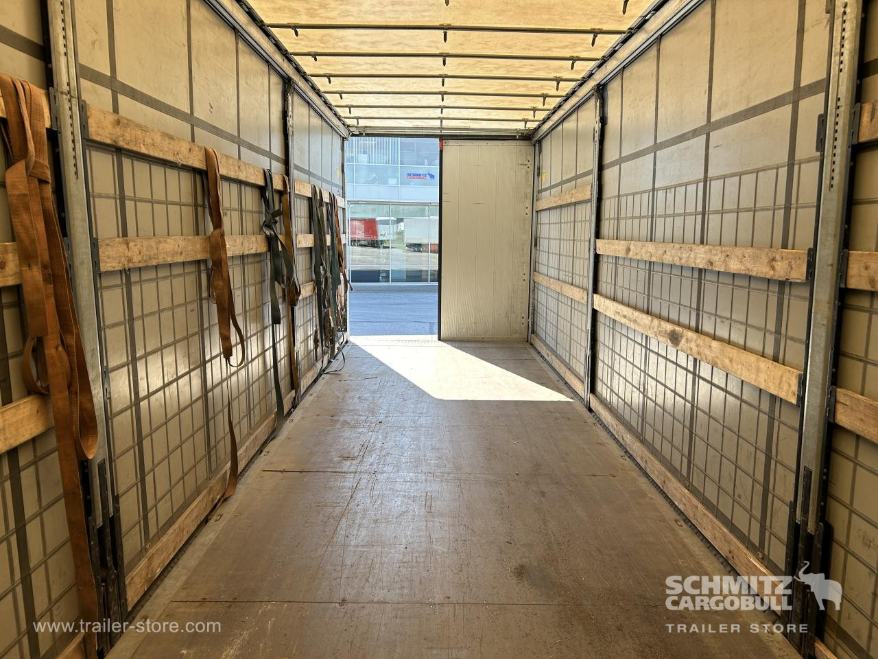 SCHMITZ Curtainsider Standard - Schuifzeiloplegger: afbeelding 2 SCHMITZ Curtainsider Standard - Schuifzeiloplegger: afbeelding 2