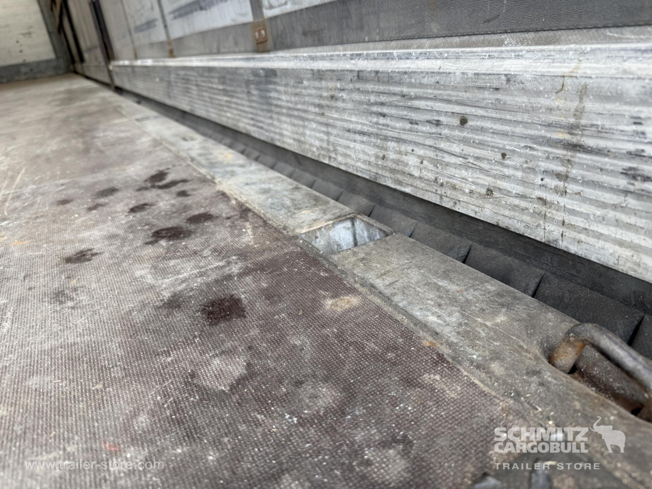 SCHMITZ Curtainsider Standard - Schuifzeiloplegger: afbeelding 2 SCHMITZ Curtainsider Standard - Schuifzeiloplegger: afbeelding 2