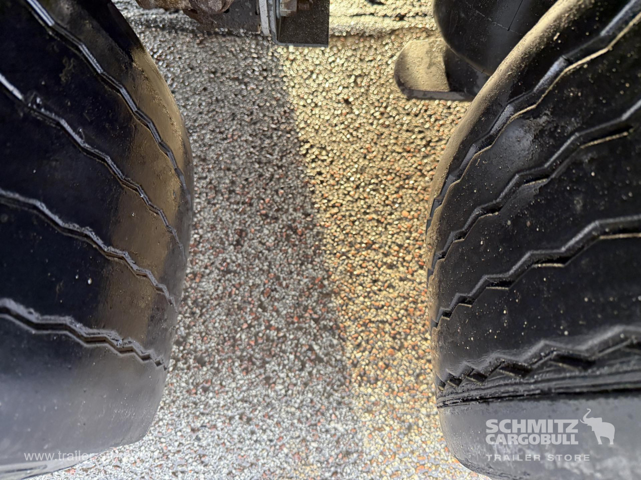 SCHMITZ Curtainsider Standard - Schuifzeiloplegger: afbeelding 4 SCHMITZ Curtainsider Standard - Schuifzeiloplegger: afbeelding 4