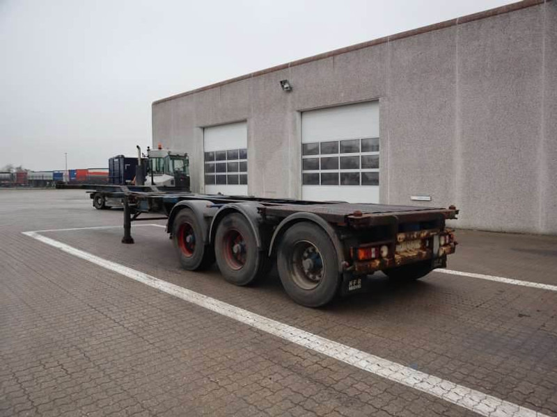 HFR Containerchassis - Containertransporter/ Wissellaadbak oplegger: afbeelding 4 HFR Containerchassis - Containertransporter/ Wissellaadbak oplegger: afbeelding 4
