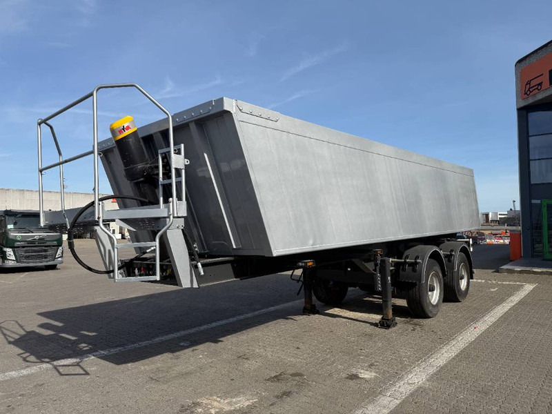 KEL-BERG 2-axle Tipper/Kipper/Tiptrailer 24 m³ - Kipper oplegger: afbeelding 3 KEL-BERG 2-axle Tipper/Kipper/Tiptrailer 24 m³ - Kipper oplegger: afbeelding 3