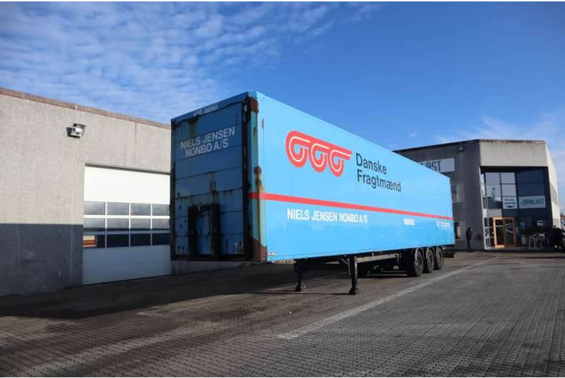 KEL-BERG 34 pl. Curtainsider/Planenauflieger/Gardintrailer - Gesloten oplegger: afbeelding 1 KEL-BERG 34 pl. Curtainsider/Planenauflieger/Gardintrailer - Gesloten oplegger: afbeelding 1
