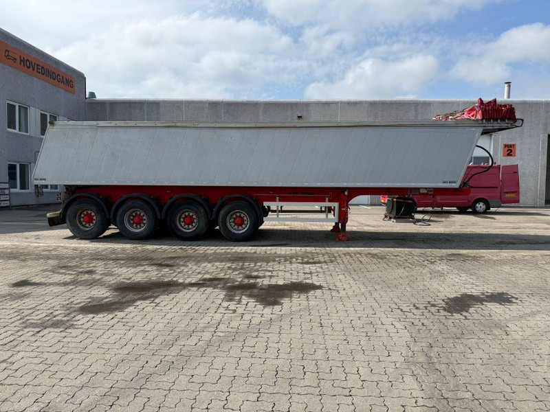 KEL-BERG Tipper / Kipper / Tiptrailer - Kipper oplegger: afbeelding 2 KEL-BERG Tipper / Kipper / Tiptrailer - Kipper oplegger: afbeelding 2