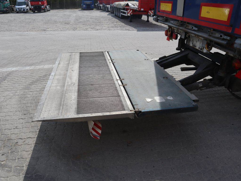 Schuifzeiloplegger Krone 3 axle curtainside trailer: afbeelding 8
