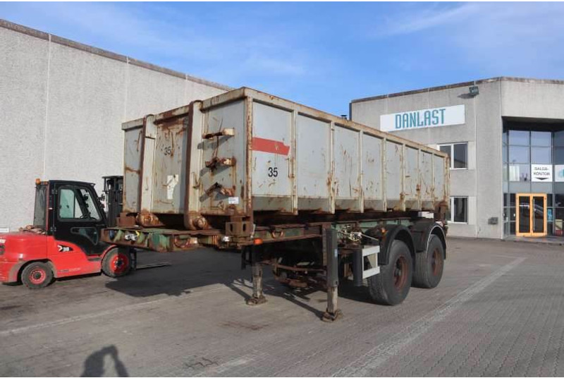Pacton Containerchassis w. Steelbox/Stahlcontainer - Containertransporter/ Wissellaadbak oplegger: afbeelding 1 Pacton Containerchassis w. Steelbox/Stahlcontainer - Containertransporter/ Wissellaadbak oplegger: afbeelding 1