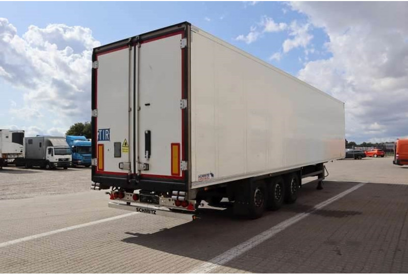 Schmitz Cargobull 33 pl. Dobbelt compartment - Koelwagen oplegger: afbeelding 3 Schmitz Cargobull 33 pl. Dobbelt compartment - Koelwagen oplegger: afbeelding 3