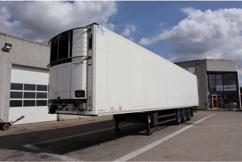 Schmitz Cargobull 33 pl. Dobbelt compartment - Koelwagen oplegger: afbeelding 1 Schmitz Cargobull 33 pl. Dobbelt compartment - Koelwagen oplegger: afbeelding 1