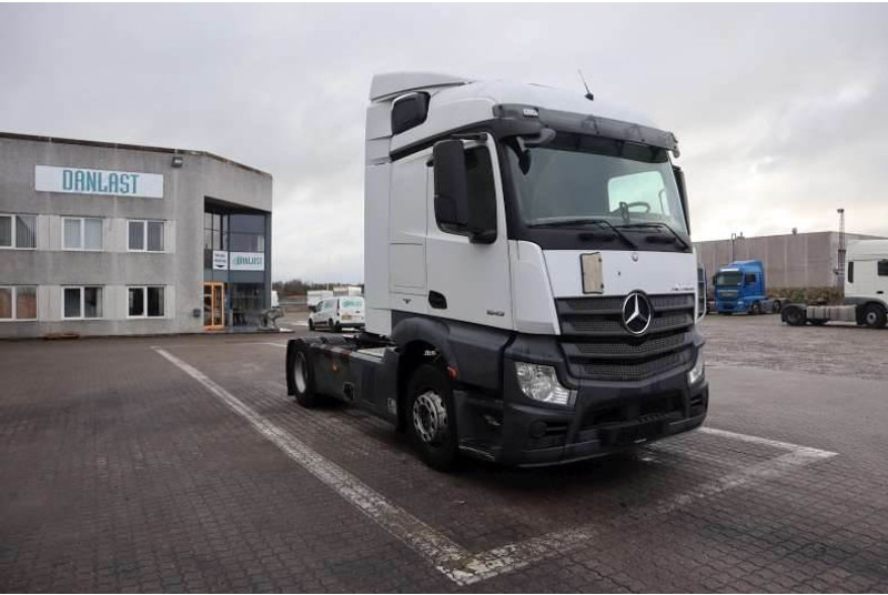 Mercedes-Benz Actros 1843 Tractor/Sattelzugmaschine/Trækker - Trekker: afbeelding 2 Mercedes-Benz Actros 1843 Tractor/Sattelzugmaschine/Trækker - Trekker: afbeelding 2