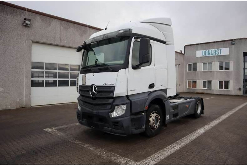 Mercedes-Benz Actros 1843 Tractor/Sattelzugmaschine/Trækker - Trekker: afbeelding 1 Mercedes-Benz Actros 1843 Tractor/Sattelzugmaschine/Trækker - Trekker: afbeelding 1