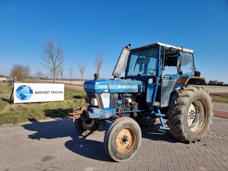 Ford 5610 - Tractor: afbeelding 1 Ford 5610 - Tractor: afbeelding 1