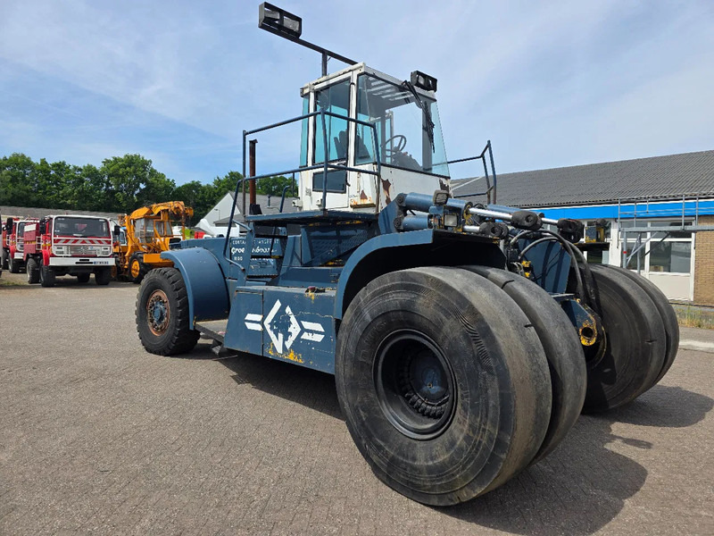 Hyster H44.OOC-16CH Complete with spreader - Mobiele kraan: afbeelding 4 Hyster H44.OOC-16CH Complete with spreader - Mobiele kraan: afbeelding 4