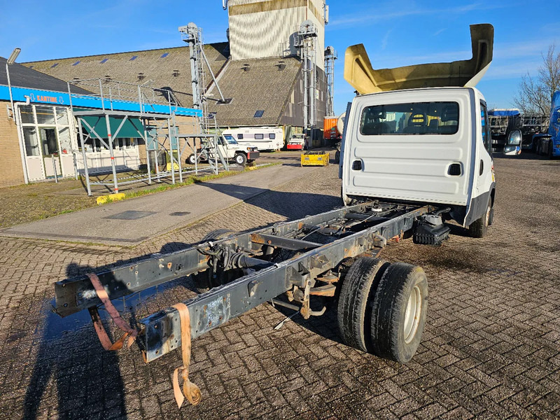 Iveco Daily IS70C12BA - Chassis vrachtwagen: afbeelding 5 Iveco Daily IS70C12BA - Chassis vrachtwagen: afbeelding 5