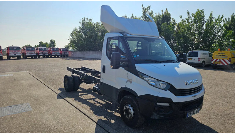 Iveco Daily IS70CI2BA - Chassis vrachtwagen: afbeelding 3 Iveco Daily IS70CI2BA - Chassis vrachtwagen: afbeelding 3