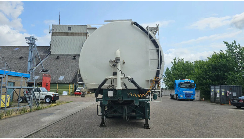 Lambrecht 85LK40 - Tankoplegger: afbeelding 2 Lambrecht 85LK40 - Tankoplegger: afbeelding 2