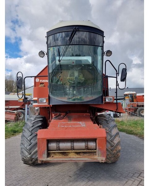 Laverda 3400 - Maaidorser: afbeelding 2 Laverda 3400 - Maaidorser: afbeelding 2