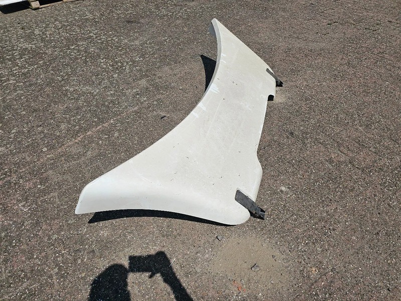 MAN Dak spoiler 81.62910-0131 - Aerokit/ Spoiler voor Vrachtwagen: afbeelding 2 MAN Dak spoiler 81.62910-0131 - Aerokit/ Spoiler voor Vrachtwagen: afbeelding 2