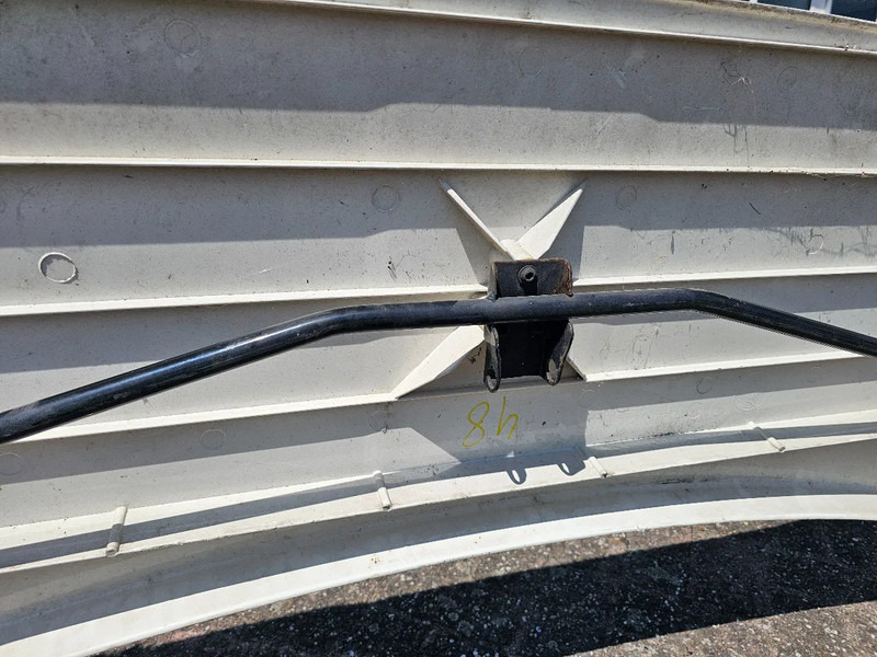 MAN Dak spoiler 81.62910-0131 - Aerokit/ Spoiler voor Vrachtwagen: afbeelding 4 MAN Dak spoiler 81.62910-0131 - Aerokit/ Spoiler voor Vrachtwagen: afbeelding 4