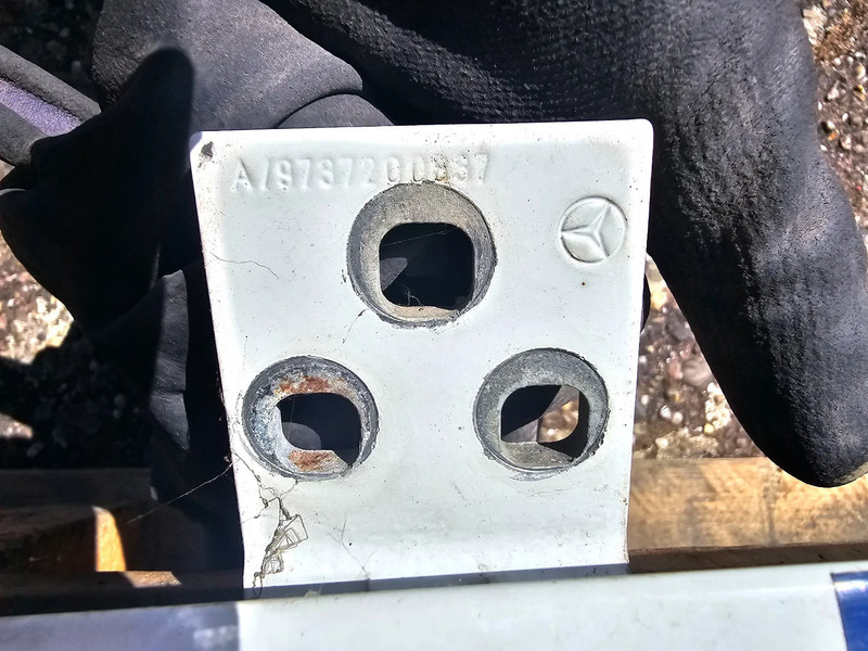 Mercedes-Benz Deur rechts mercedes actros A/97872000887 - Deur en onderdelen voor Vrachtwagen: afbeelding 2 Mercedes-Benz Deur rechts mercedes actros A/97872000887 - Deur en onderdelen voor Vrachtwagen: afbeelding 2